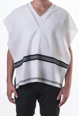 Arba Kanfos Wool Tallit Katan Tzitzit Pair