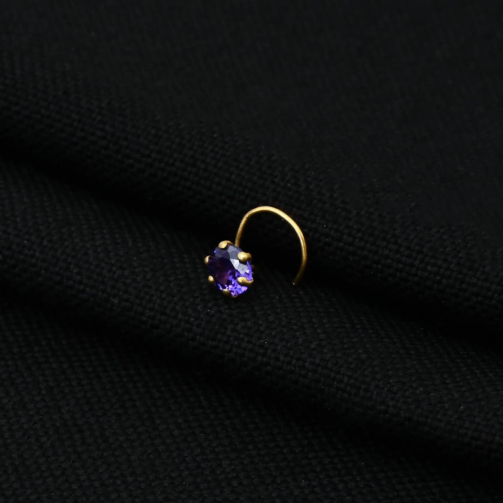 Beautiful Blue Gem Gold Nosepin