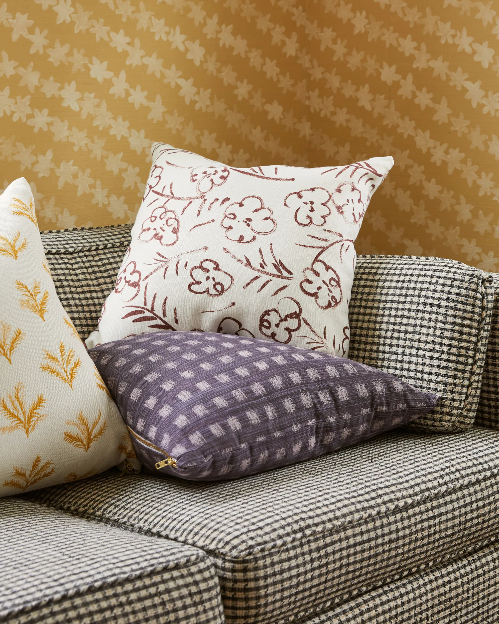 Roses Fabric in Grape